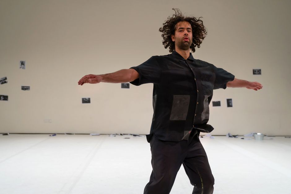 Armin Hokmi Kiasaraei: Public Dance Permutable Stage / SODA WORKS 2021 Armin Hokmi Kiasaraei: Public Dance Permutable Stage / SODA WORKS 2021