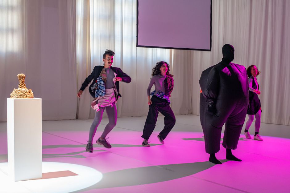 Asya Ashman „Supernumeraries“, 2023 Asya Ashman „Supernumeraries“, 2023