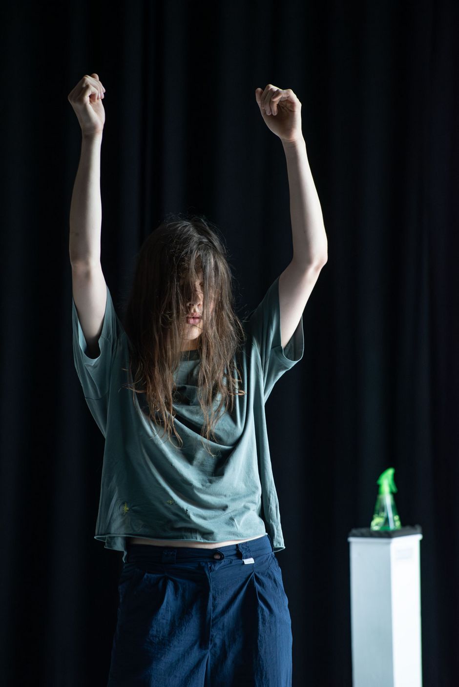 Therese Bendjus „Studies Of Softening Part 3 I am trembling more than usual“, 2023 Therese Bendjus „Studies Of Softening Part 3 I am trembling more than usual“, 2023